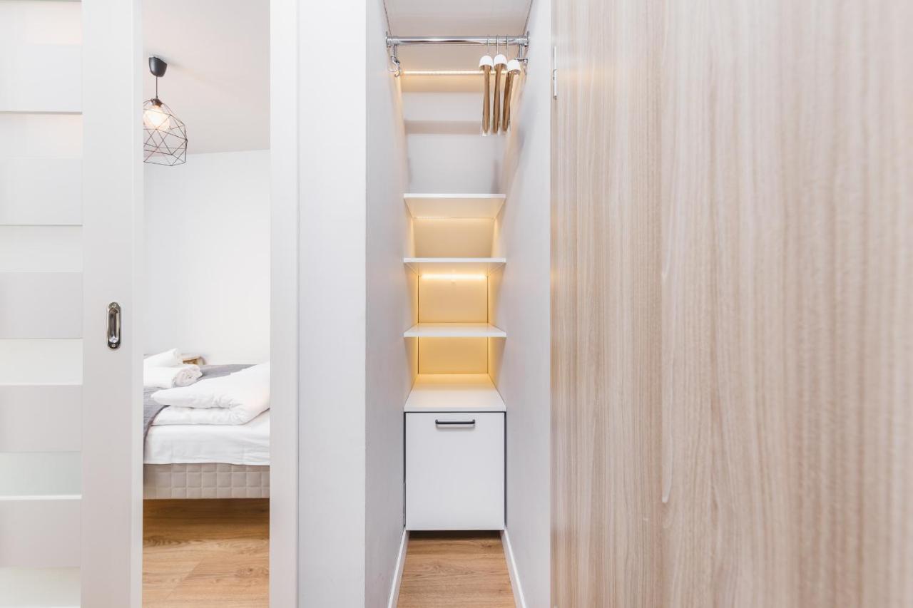 Sunflower Apartment Old Town Krakow Bagian luar foto