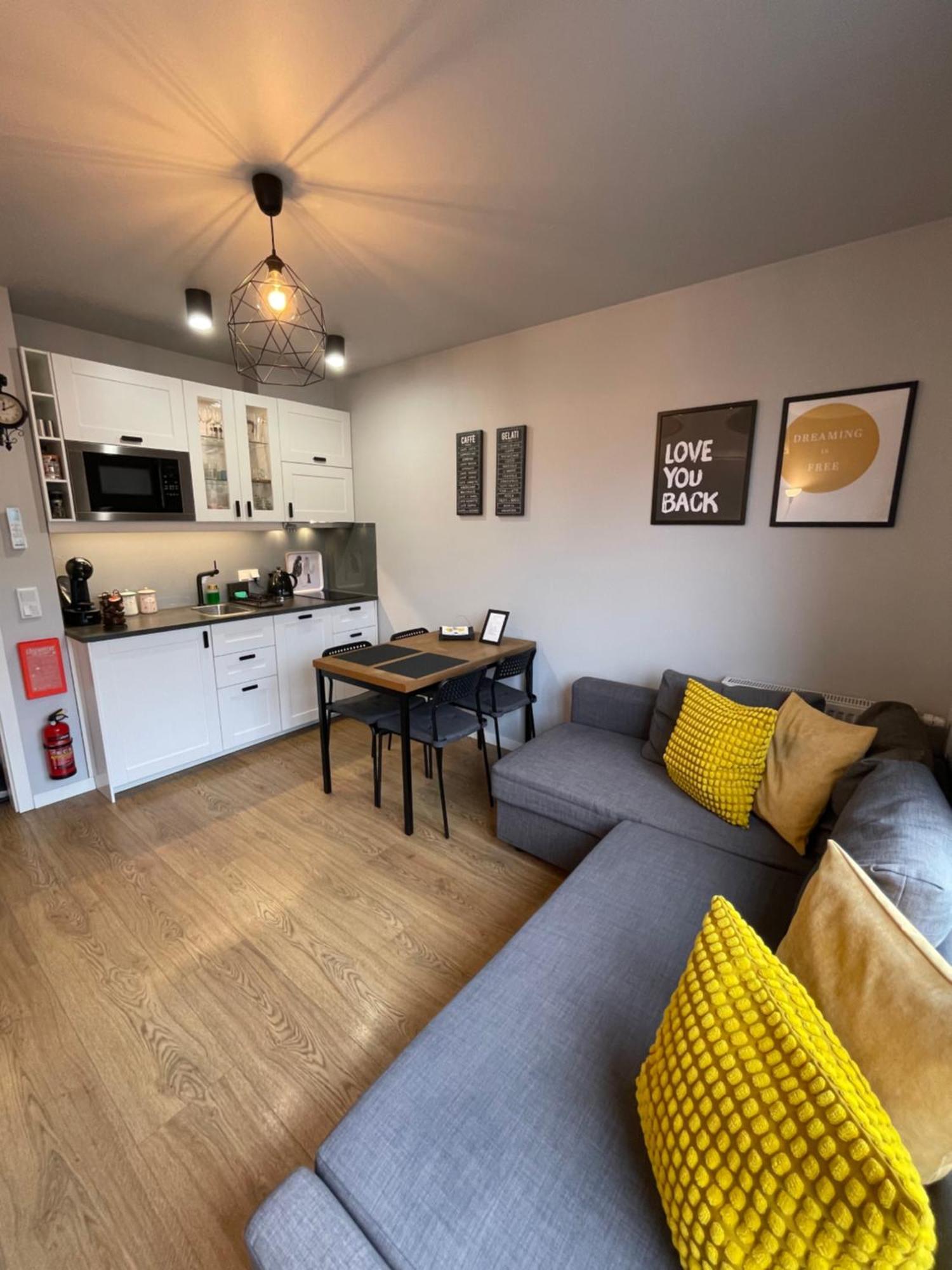 Sunflower Apartment Old Town Krakow Bagian luar foto