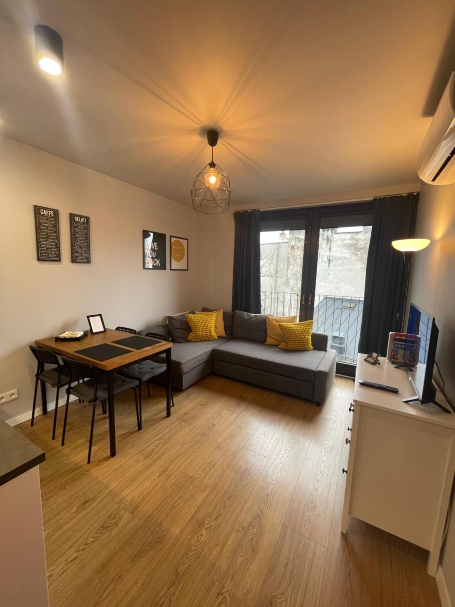 Sunflower Apartment Old Town Krakow Bagian luar foto